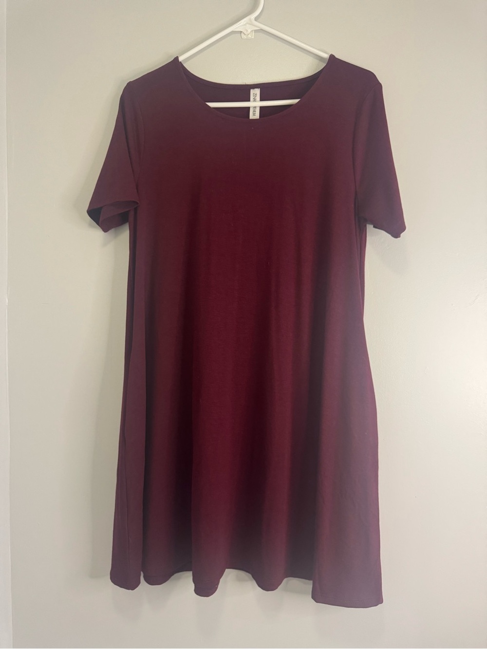 Zenana Short Sleeve Tunic in Burgundy
